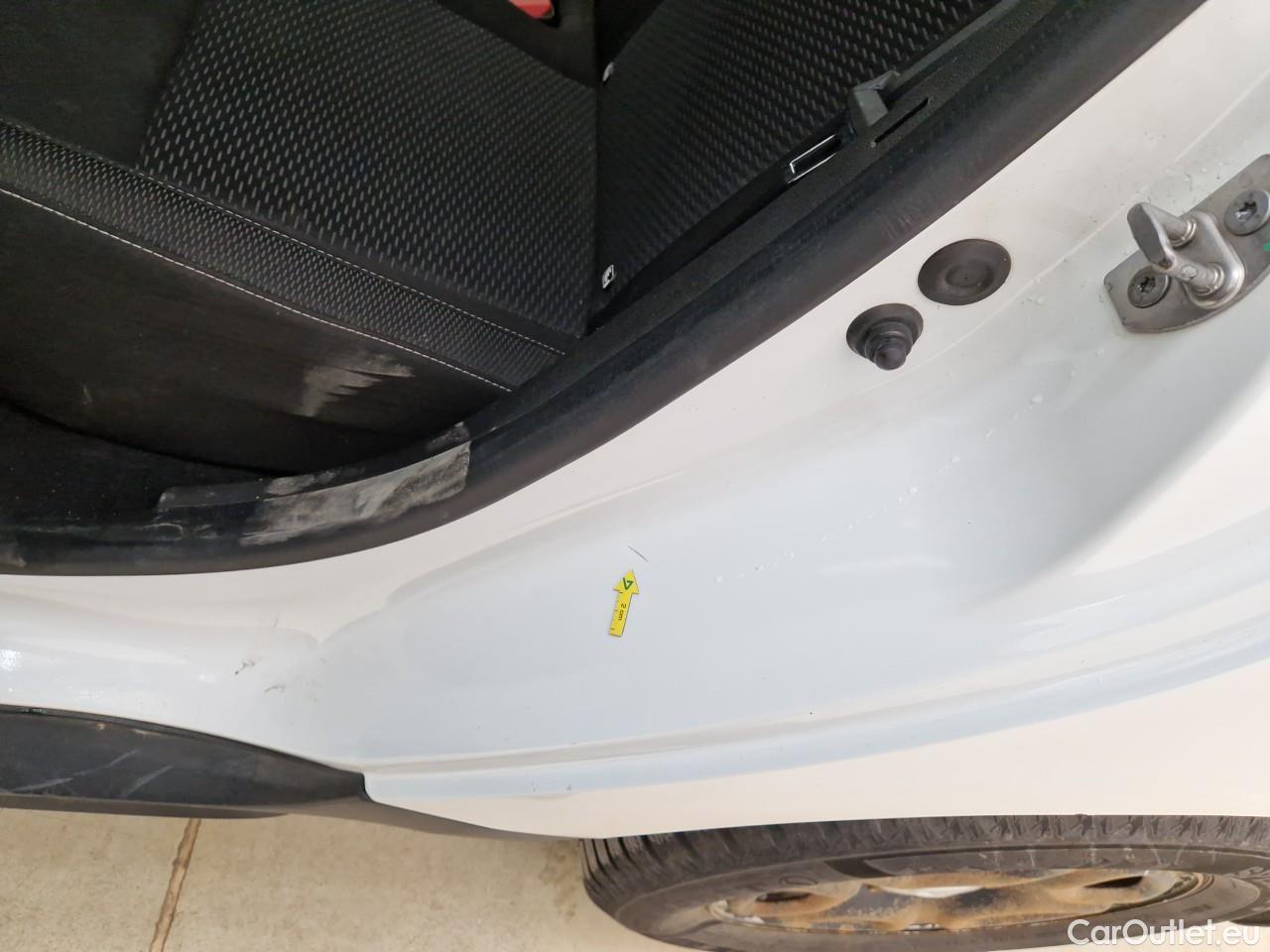  Dacia  Duster 1.5 Blue dCi 115CP Comfort 4WD #36