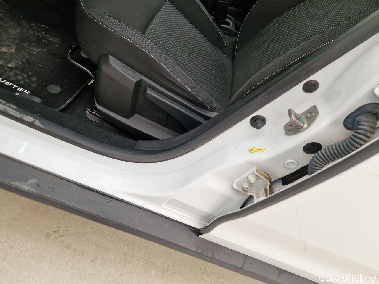  Dacia  Duster 1.5 Blue dCi 115CP Comfort 4WD #3