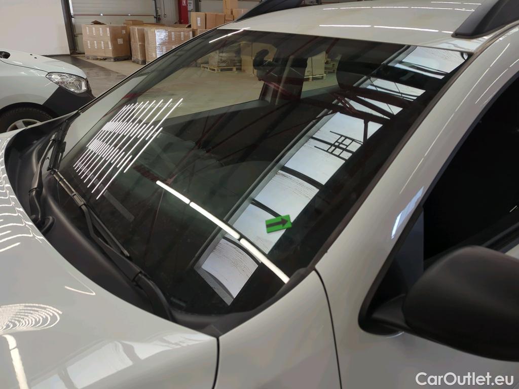  Dacia  Duster 1.5 Blue dCi 115CP Comfort 4WD #37