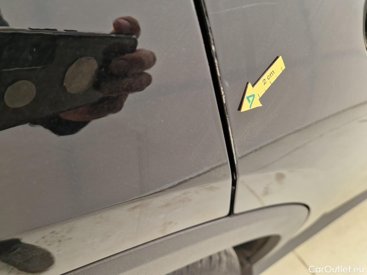  Mercedes  GLC  200 4MATIC #28