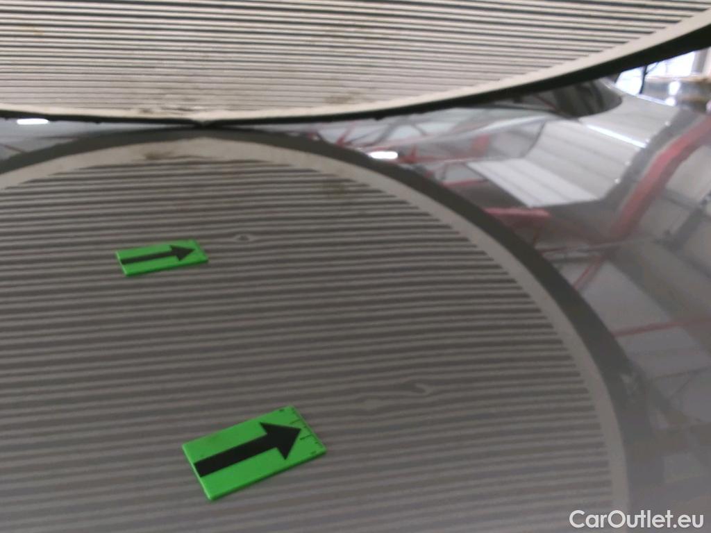  Ford  Kuga 2.0 EcoBlue 190CP Titanium A8 AWD #4