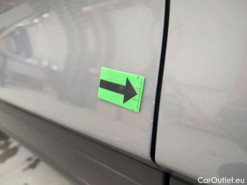  Ford  Kuga 2.0 EcoBlue 190CP Titanium A8 AWD #34