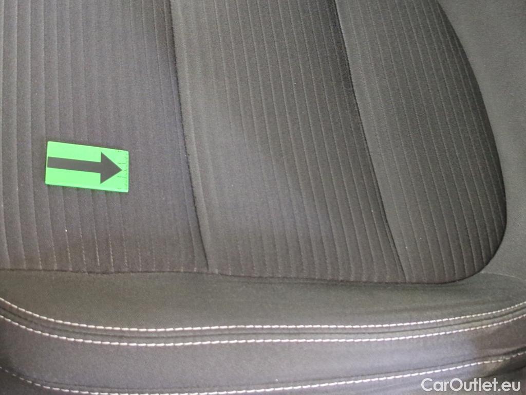  Ford  Kuga 2.0 EcoBlue 190CP Titanium A8 AWD #32