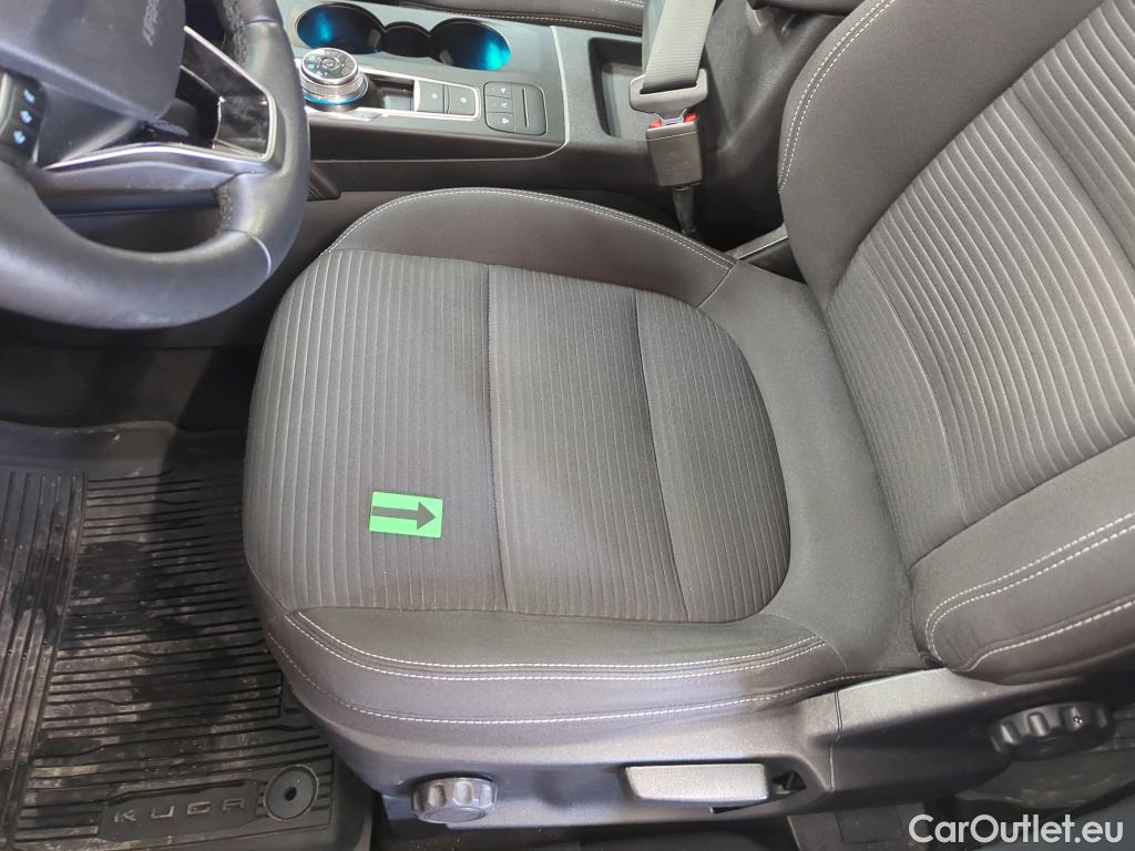  Ford  Kuga 2.0 EcoBlue 190CP Titanium A8 AWD #31