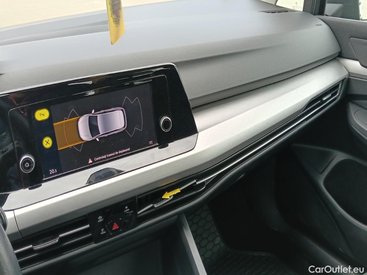  Volkswagen  Golf  Life 1.0 TSI #4