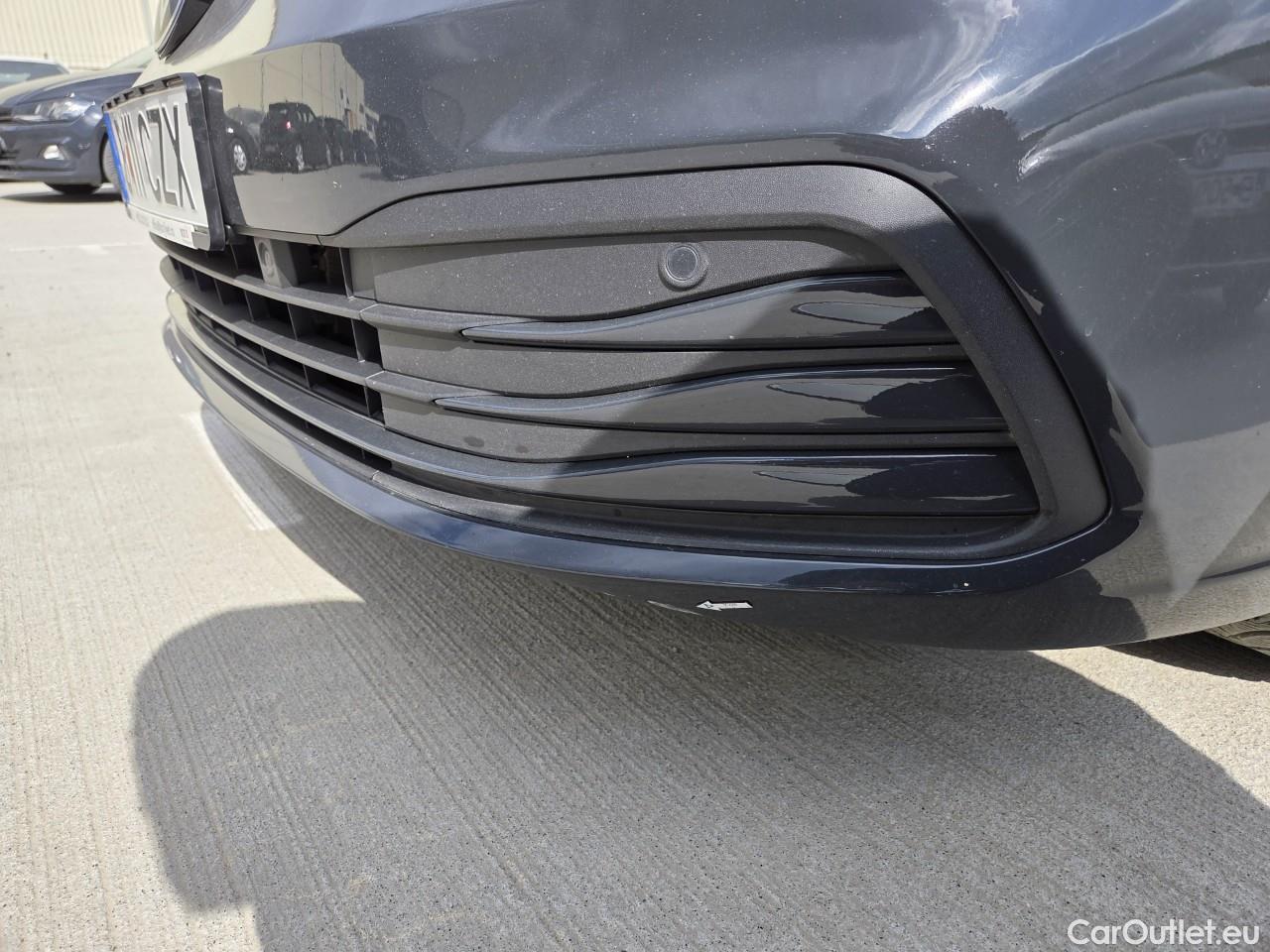  Volkswagen  Golf  Life 1.0 TSI #7