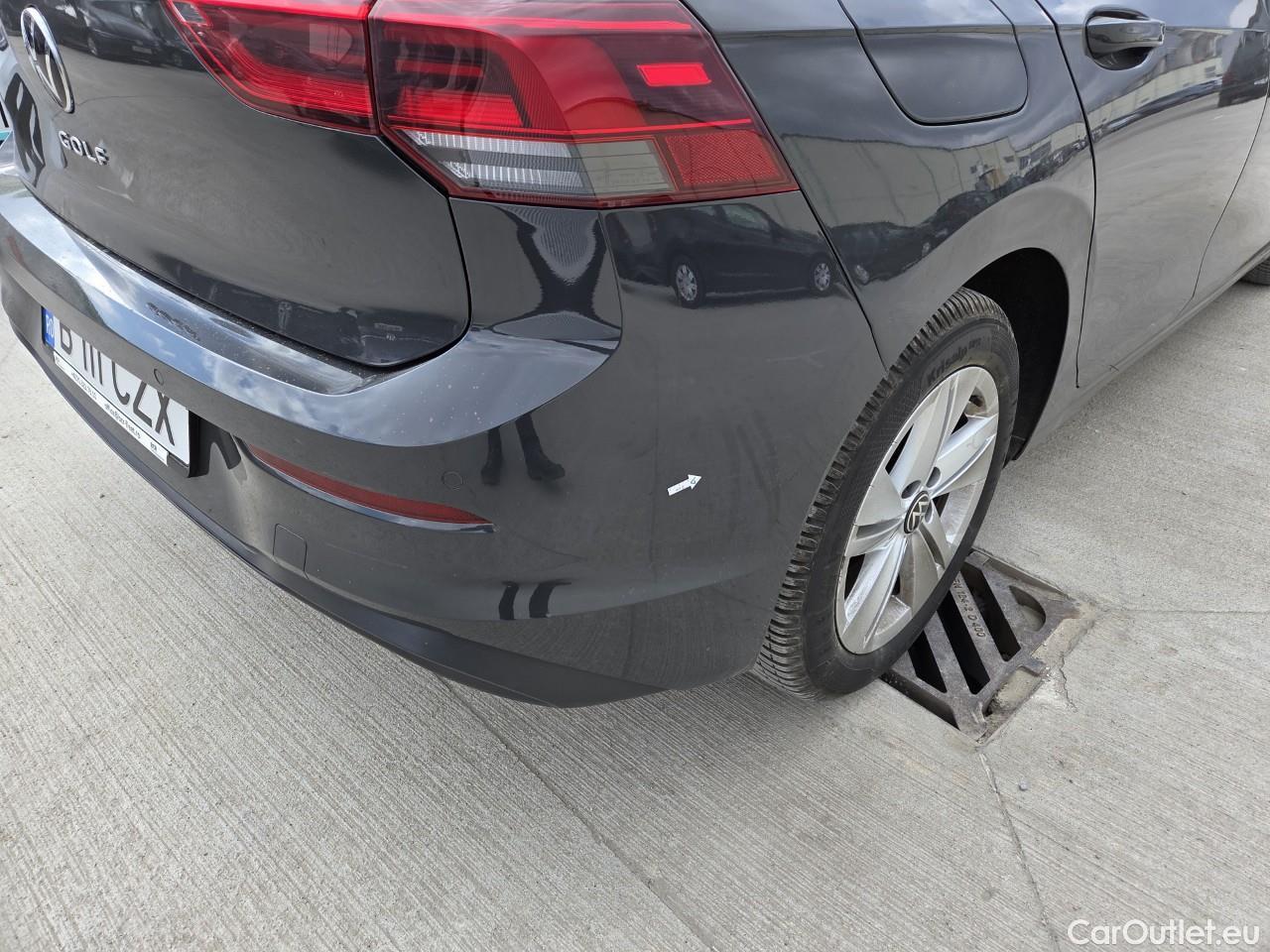  Volkswagen  Golf  Life 1.0 TSI #25