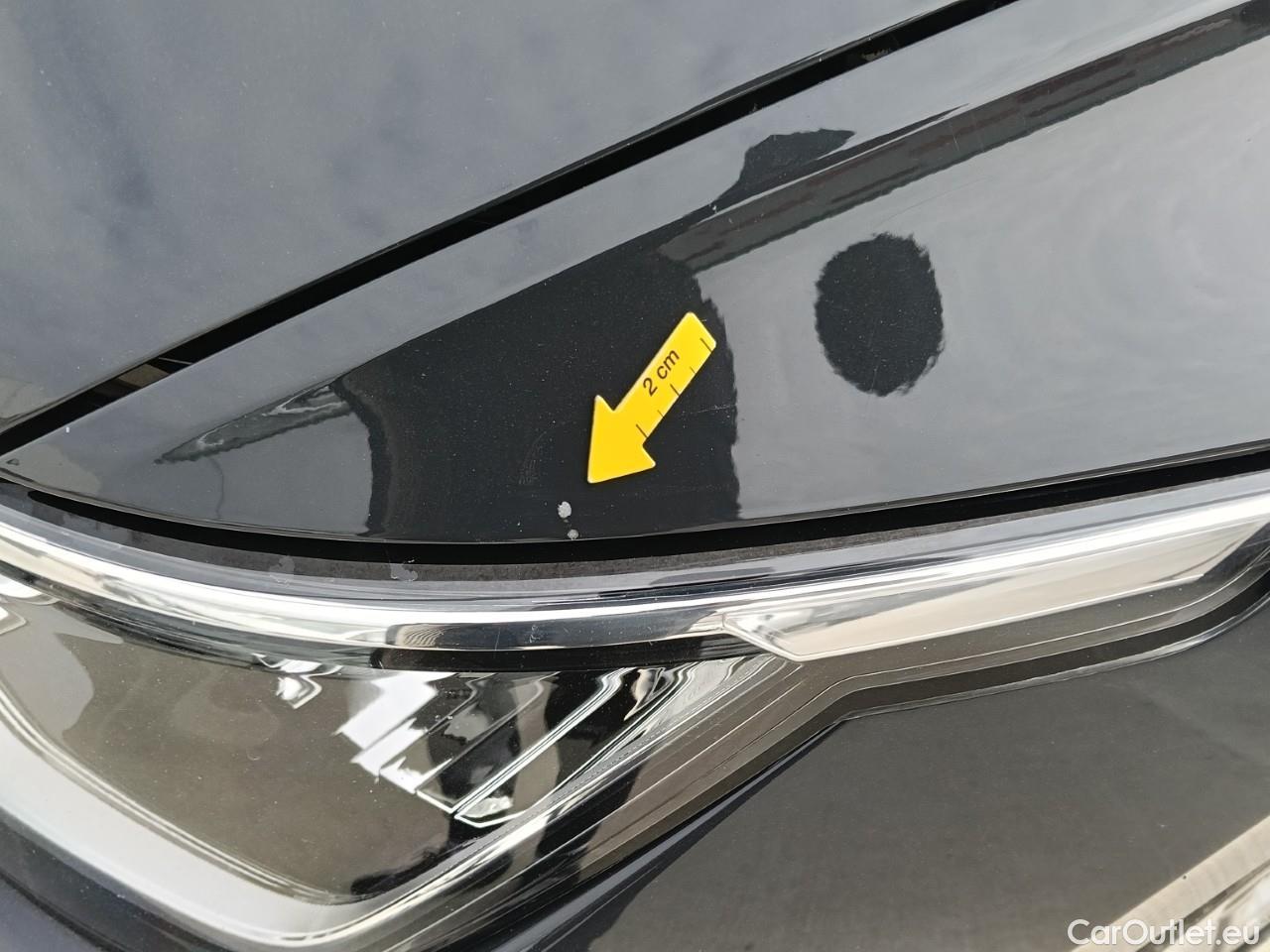  Volkswagen  Golf  Life 1.0 TSI #3