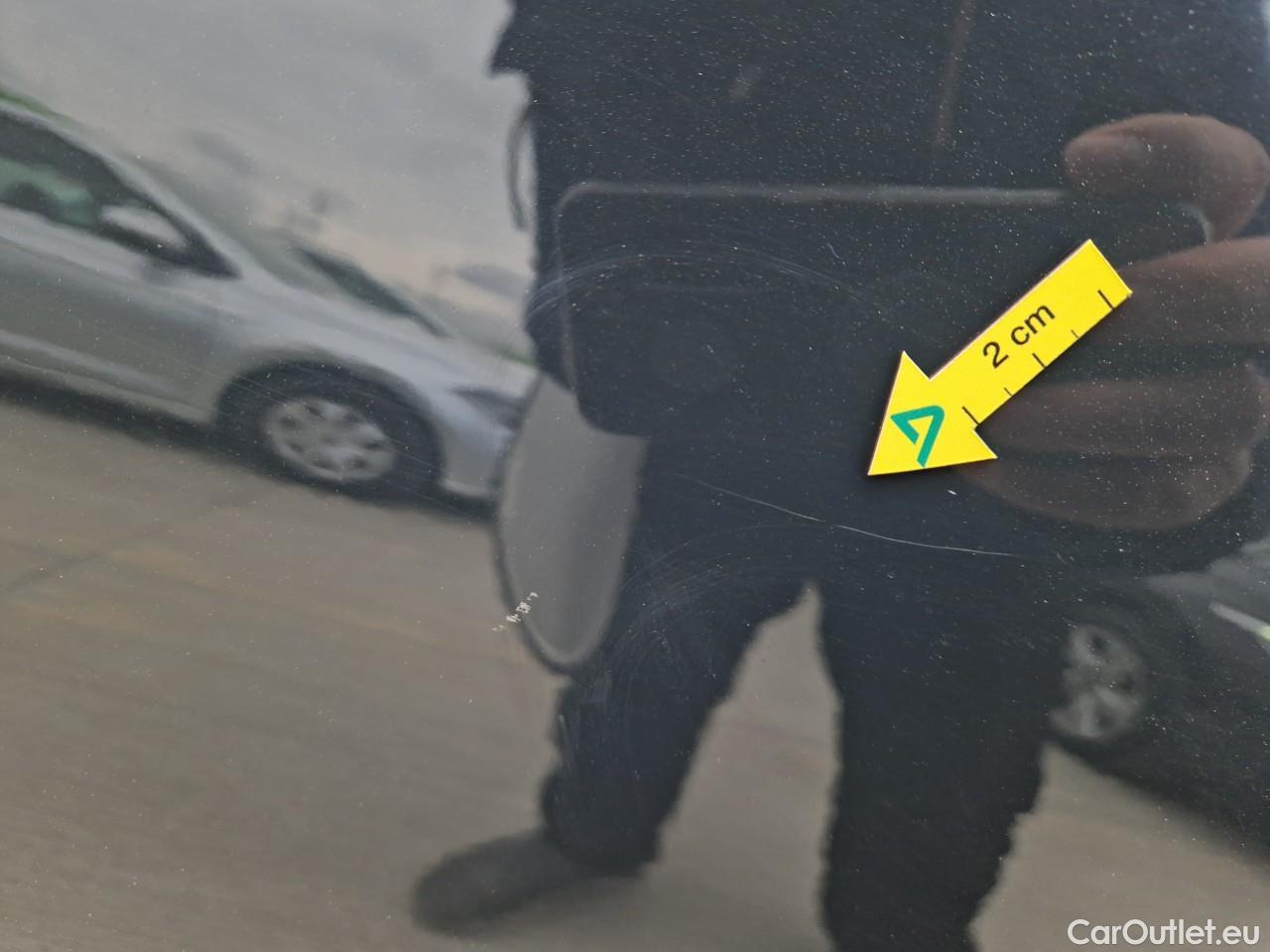  Volkswagen  Golf  Life 1.0 TSI #30