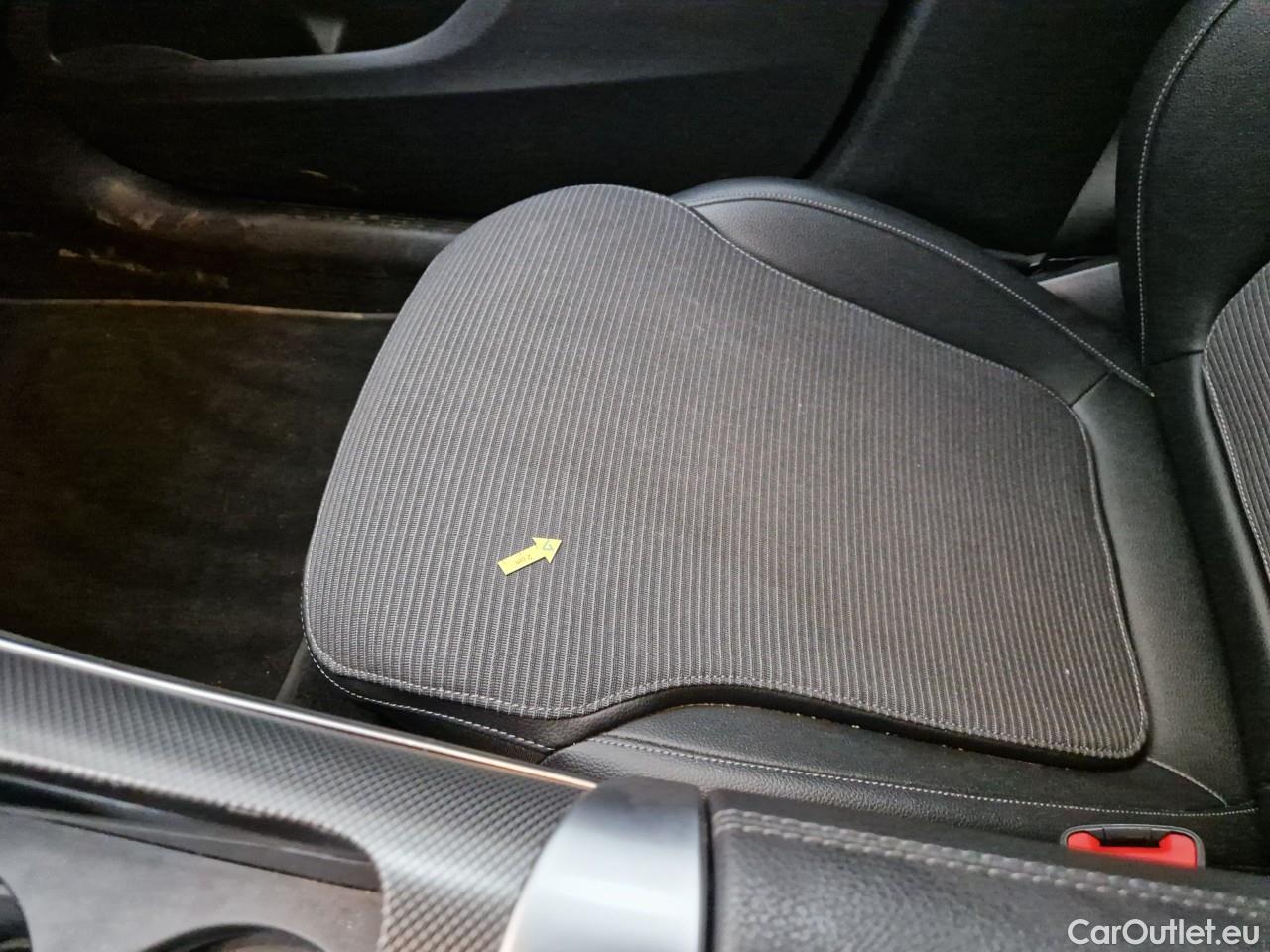  Mercedes  GLC  200 4MATIC #34