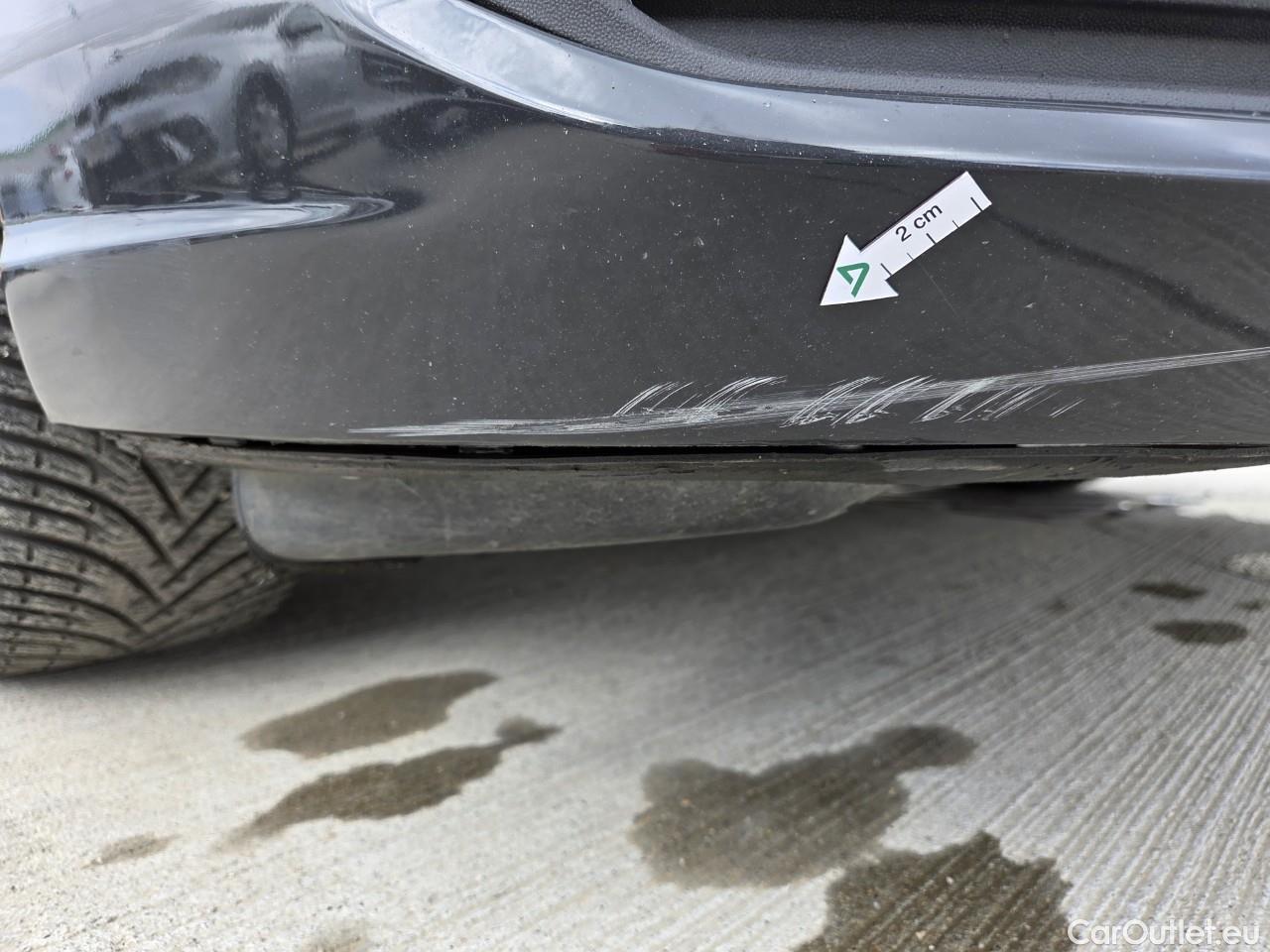  Volkswagen  Golf  Life 1.0 TSI #16