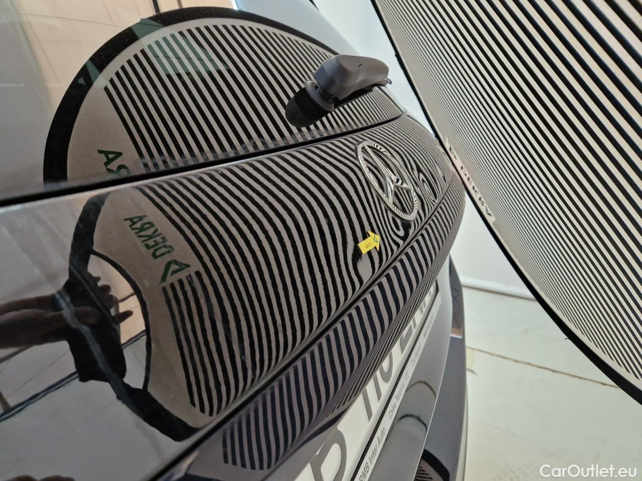  Mercedes  GLC  200 4MATIC #26