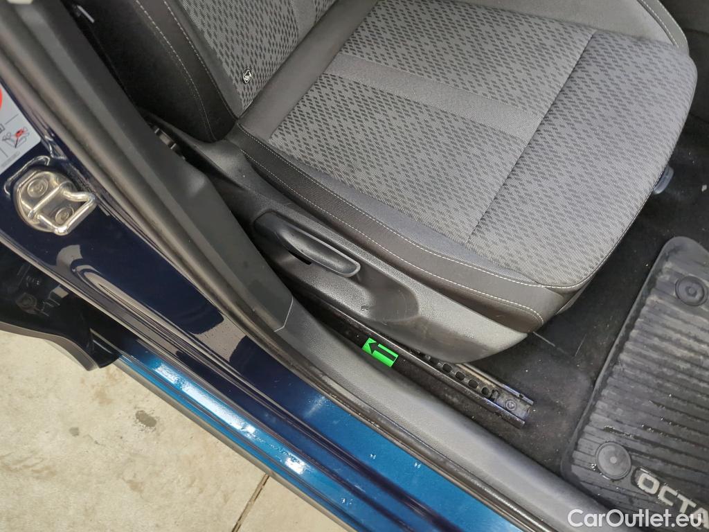  Skoda  Octavia 2.0 TDI 150CP Style Combi DSG #7