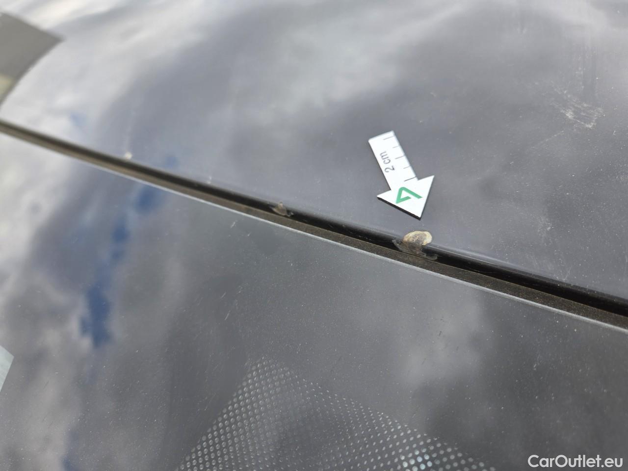  Volkswagen  Golf  Life 1.0 TSI #32