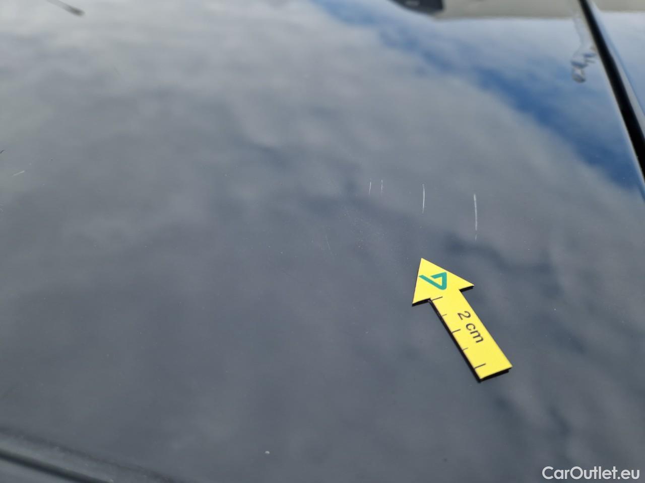  Volkswagen  Golf  Life 1.0 TSI #31