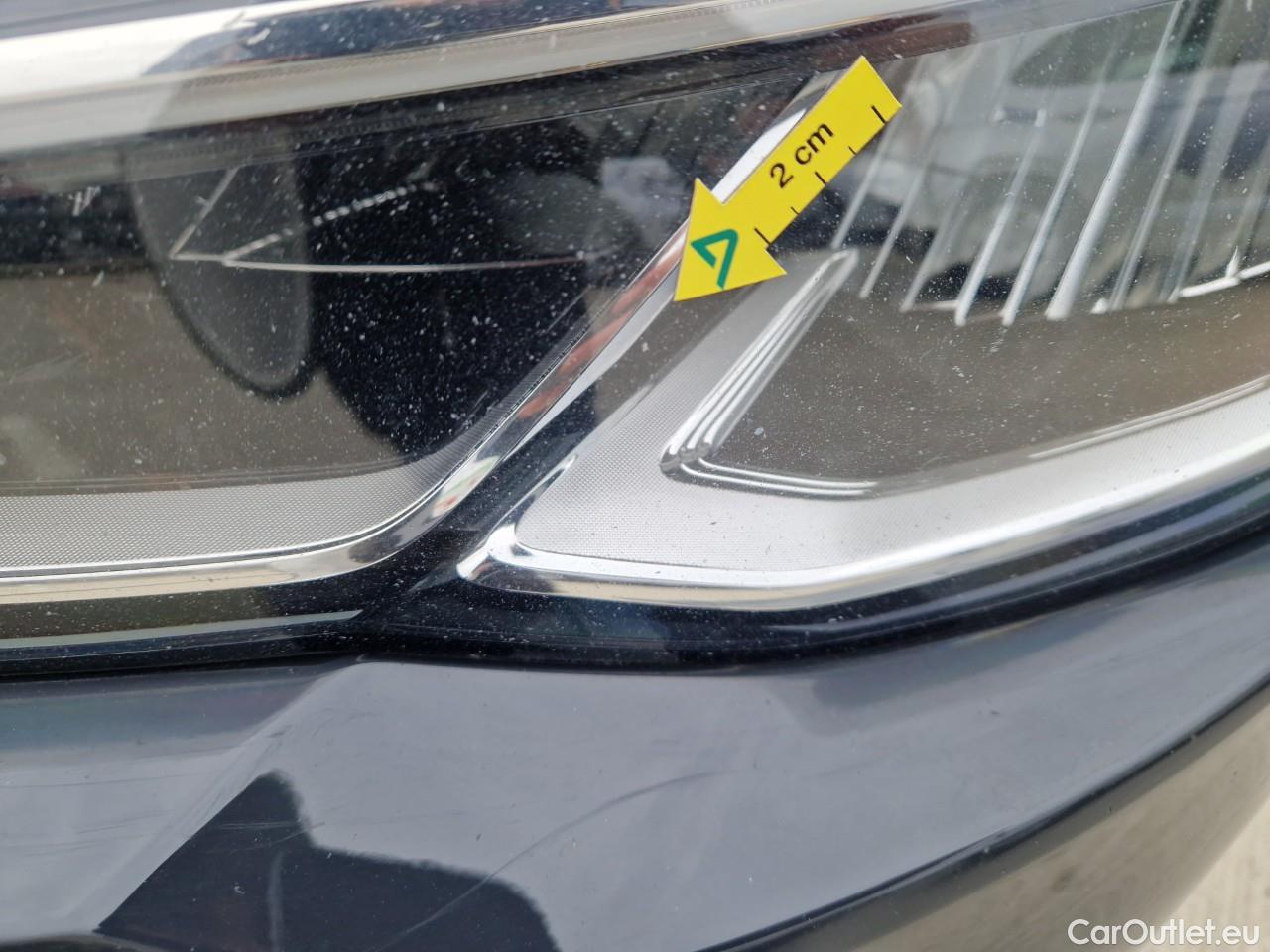  Volkswagen  Golf  Life 1.0 TSI #7