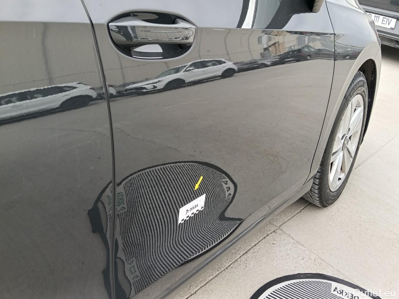  Volkswagen  Golf  Life 1.0 TSI #24