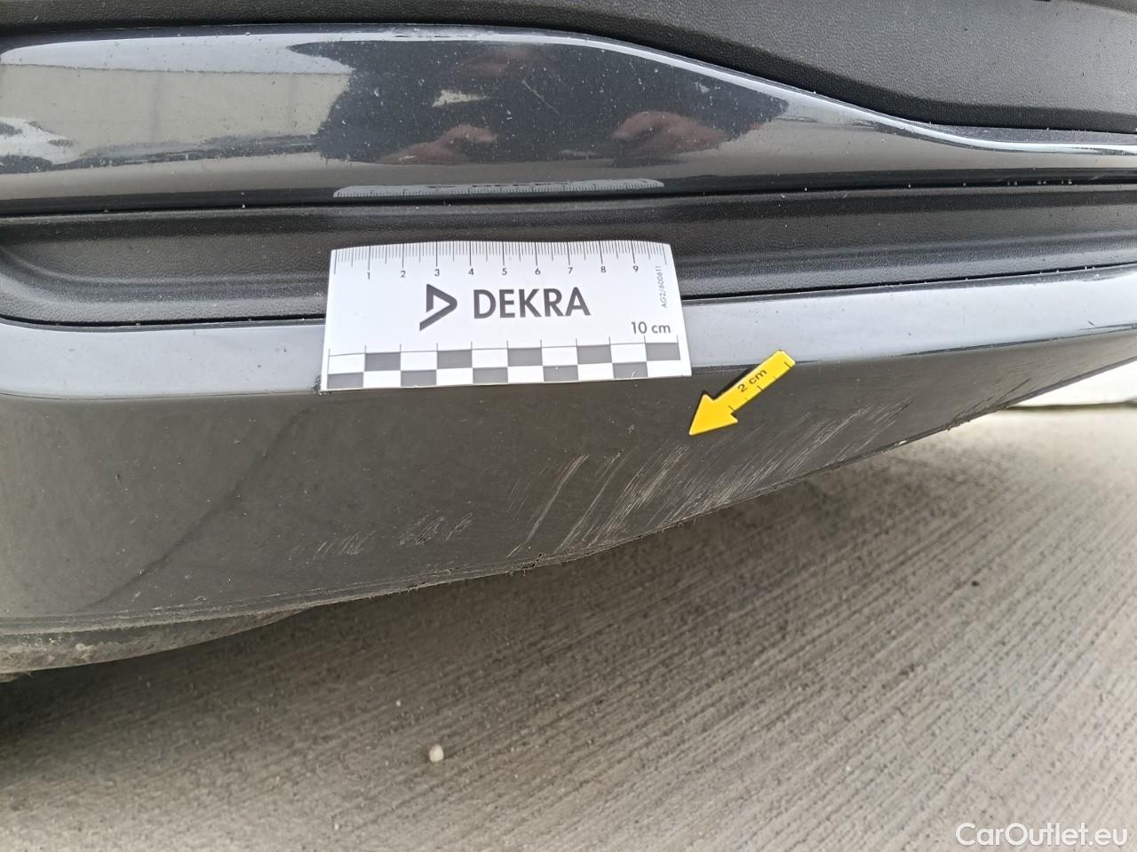  Volkswagen  Golf  Life 1.0 TSI #13