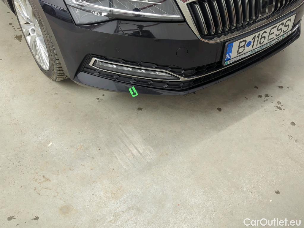  Skoda  Superb 2.0 TDI 200CP Style Combi DSG 4x4 #9