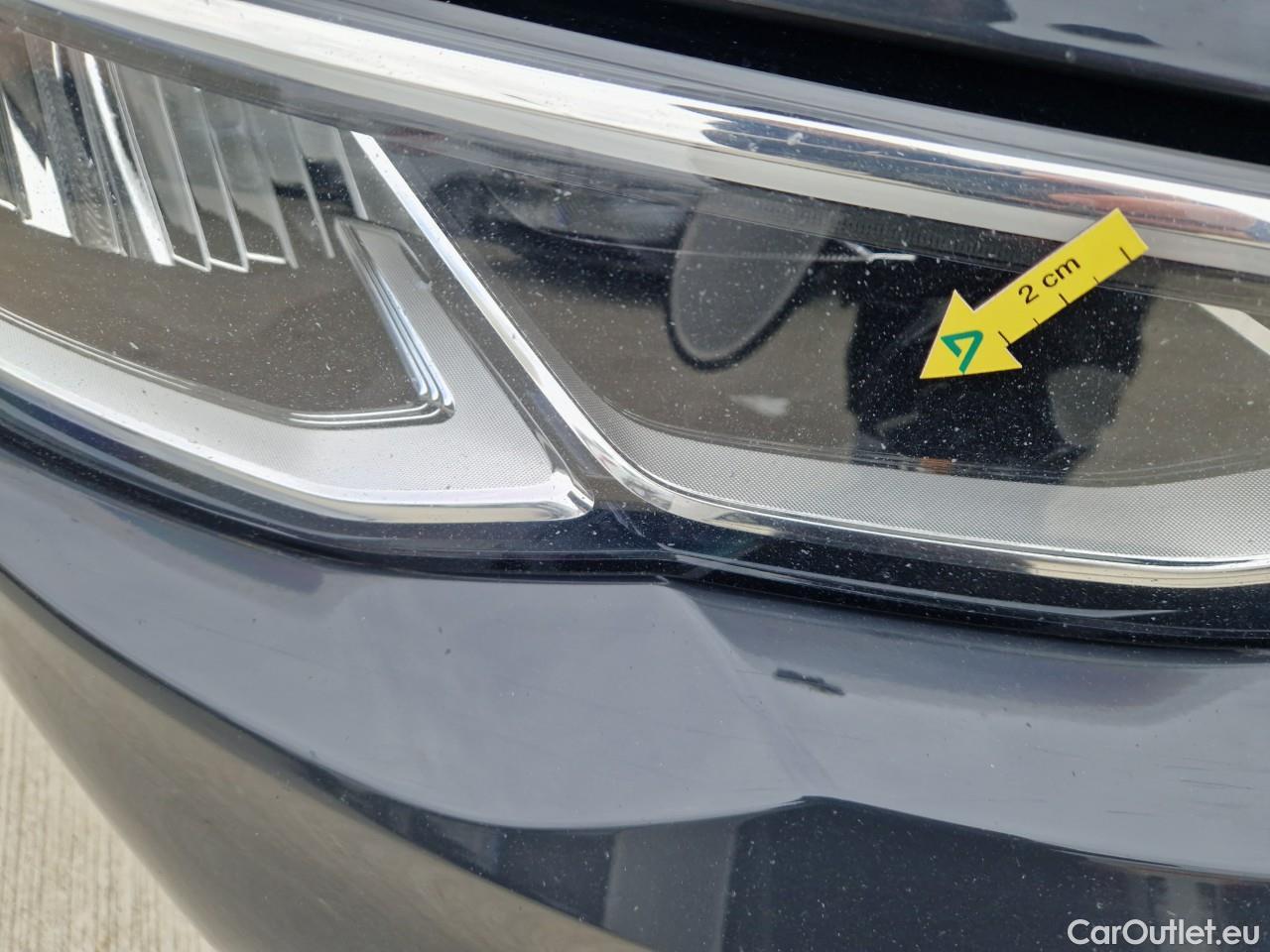  Volkswagen  Golf  Life 1.0 TSI #9