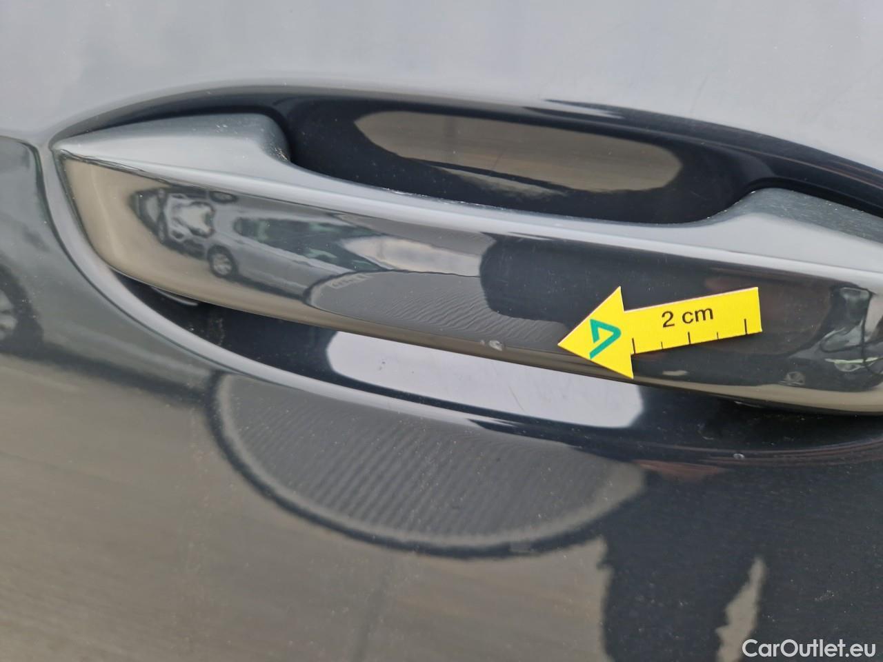  Volkswagen  Golf  Life 1.0 TSI #4