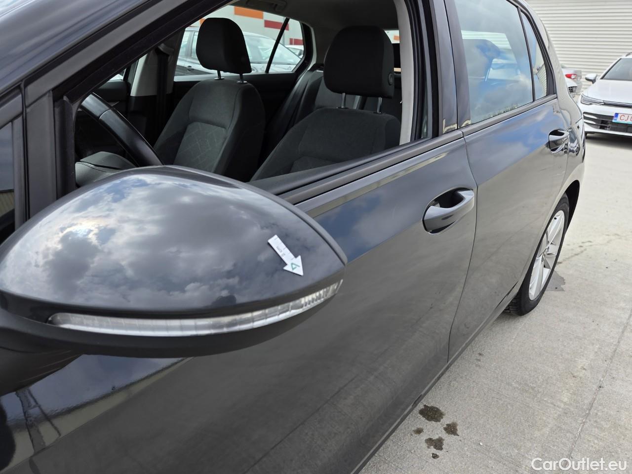  Volkswagen  Golf  Life 1.0 TSI #6