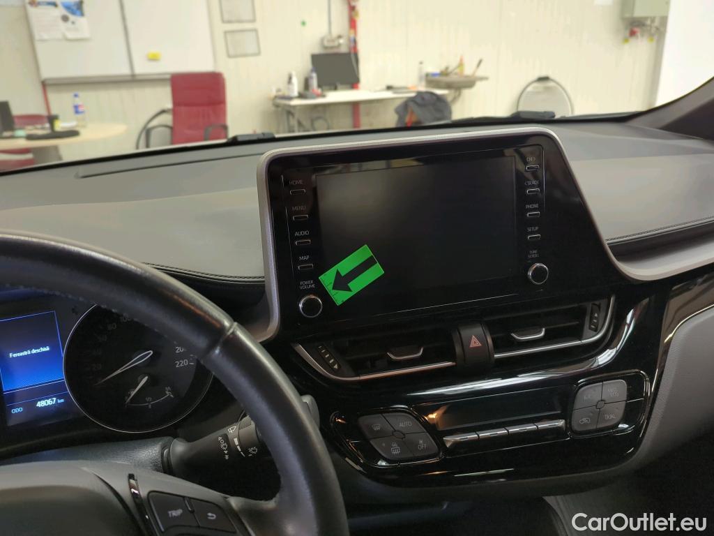  Toyota  C-HR 1.8 HSD C-enter #1