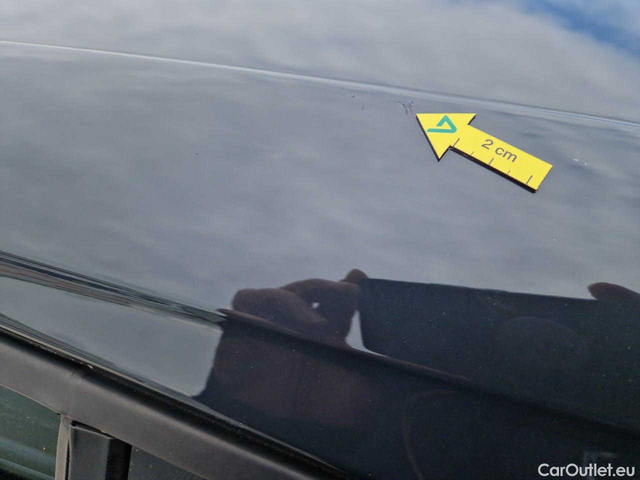  Volkswagen  Golf  Life 1.0 TSI #36