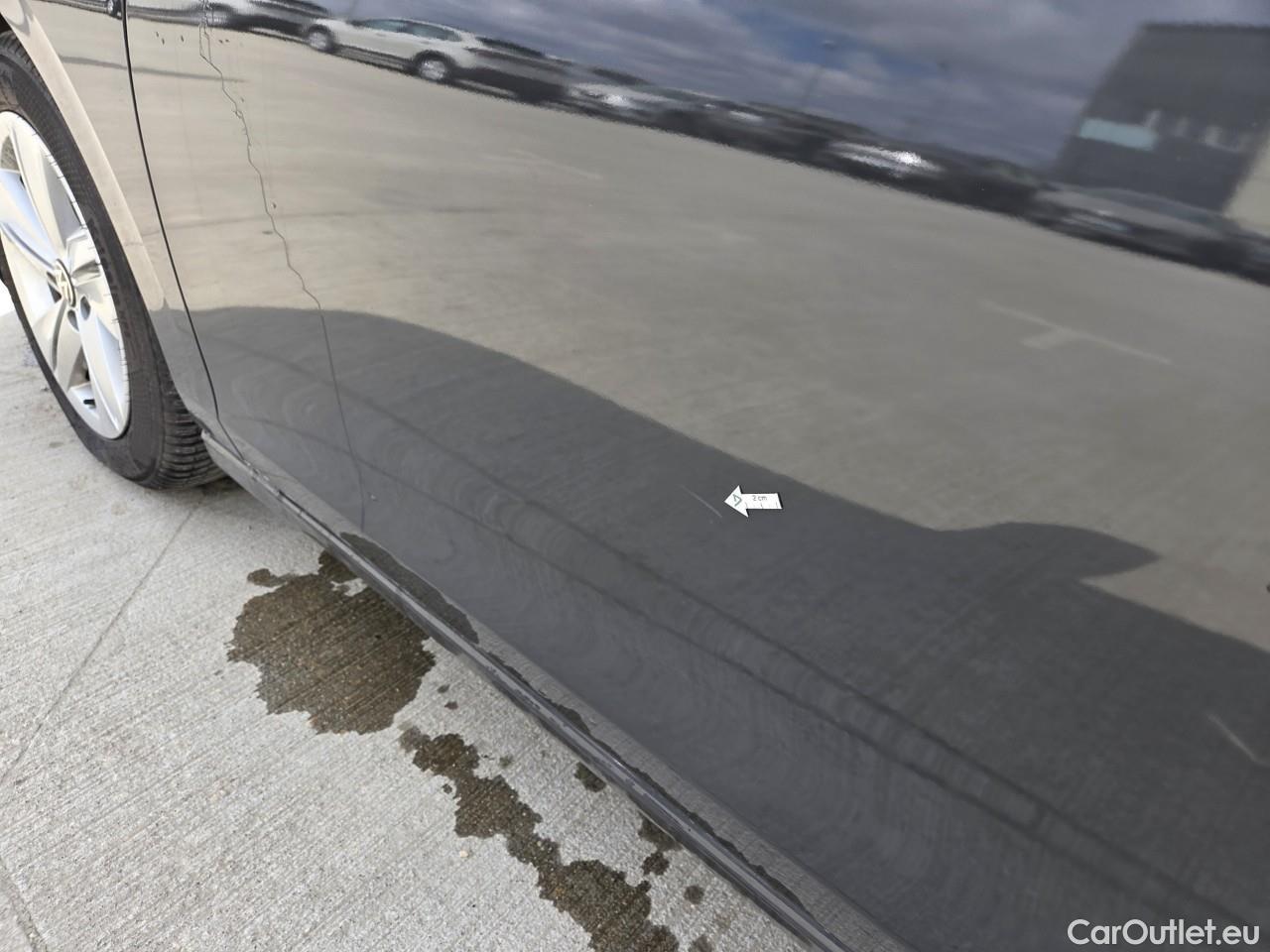  Volkswagen  Golf  Life 1.0 TSI #5