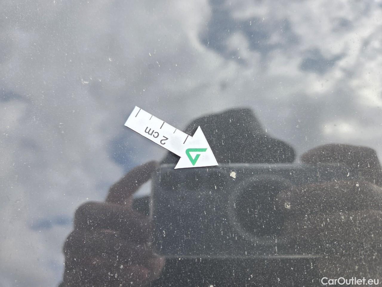  Volkswagen  Golf  Life 1.0 TSI #17