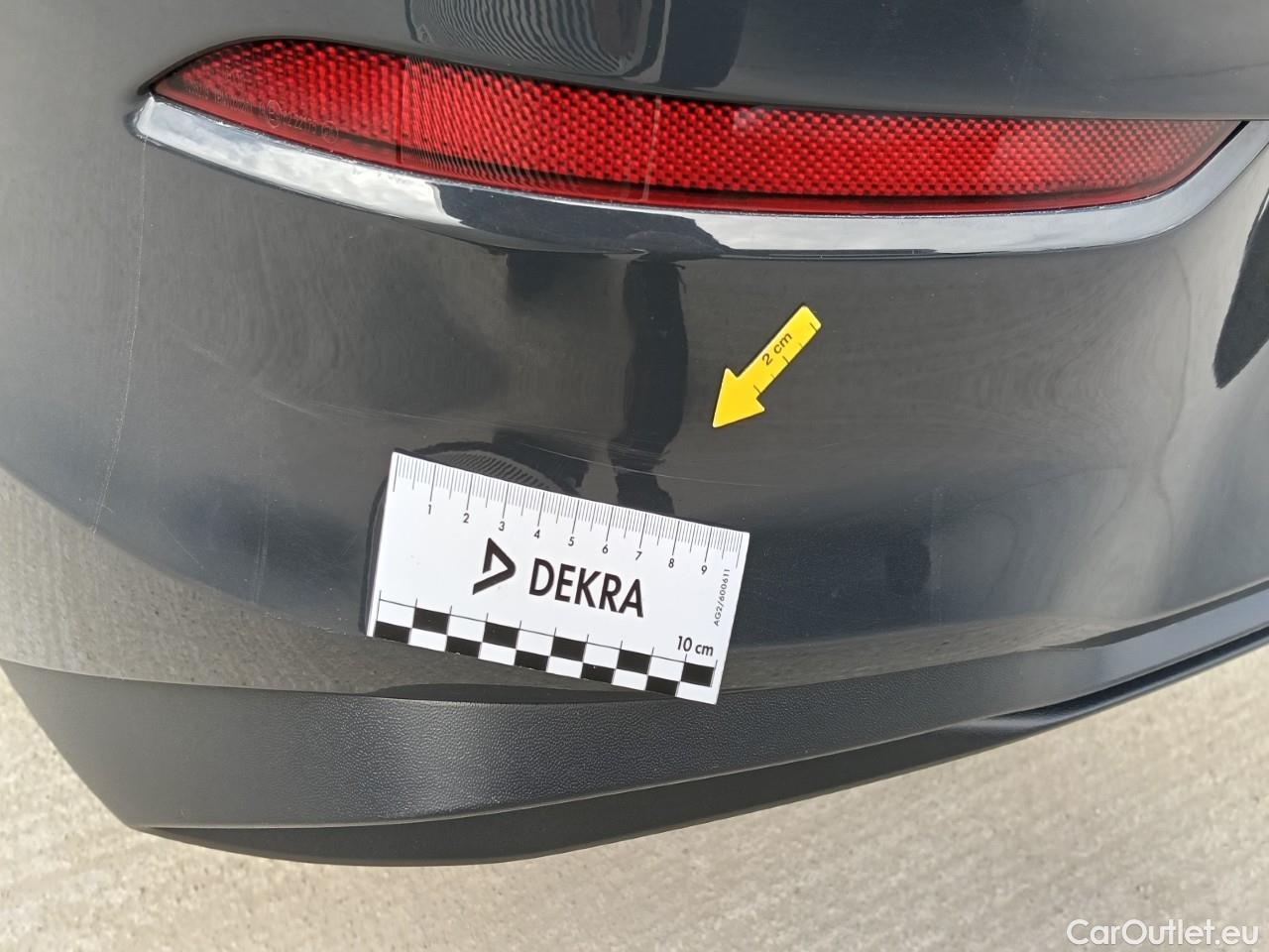  Volkswagen  Golf  Life 1.0 TSI #22