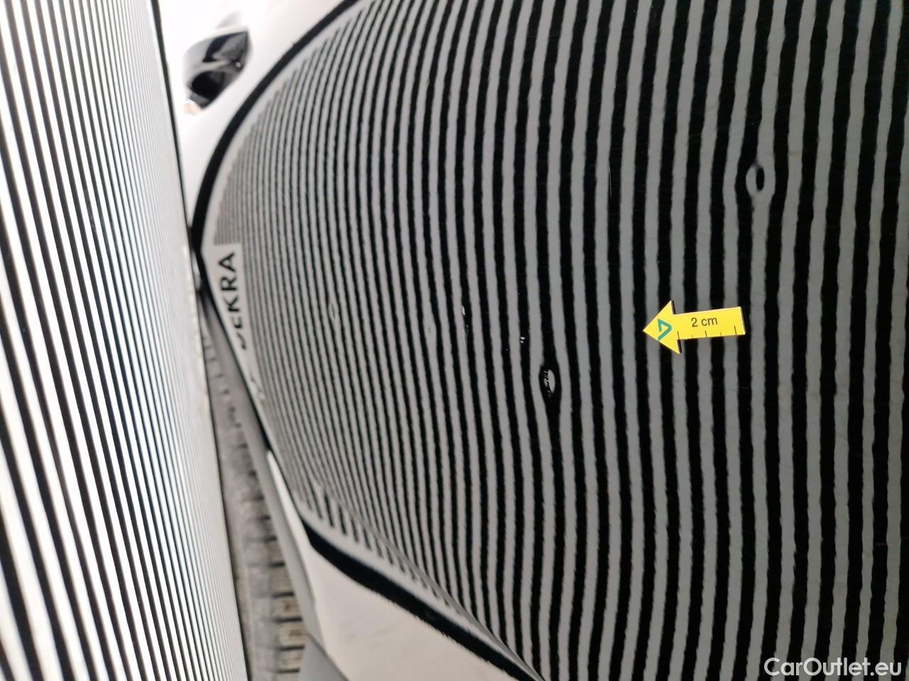  Mercedes  GLC  200 4MATIC #18