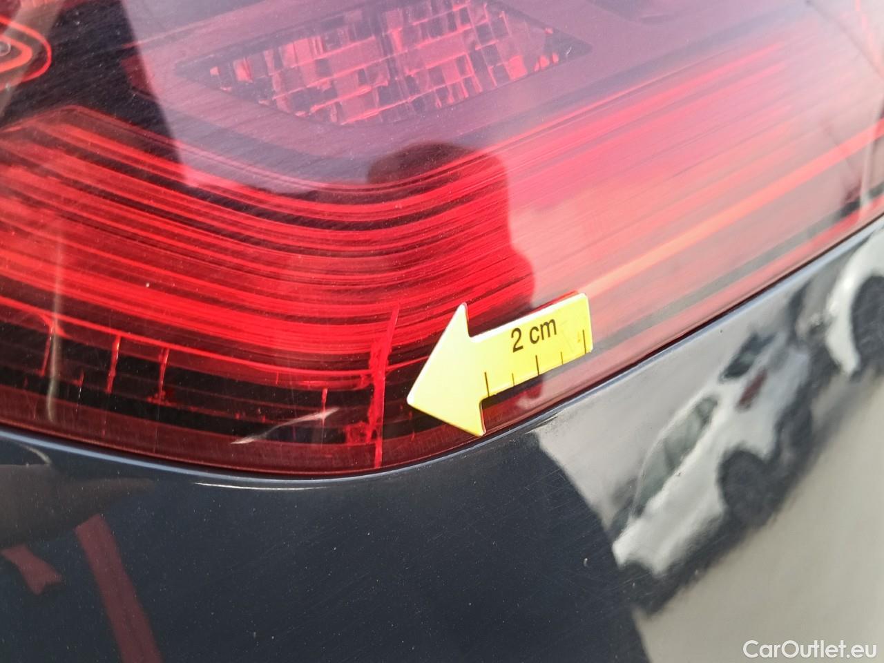  Volkswagen  Golf  Life 1.0 TSI #23