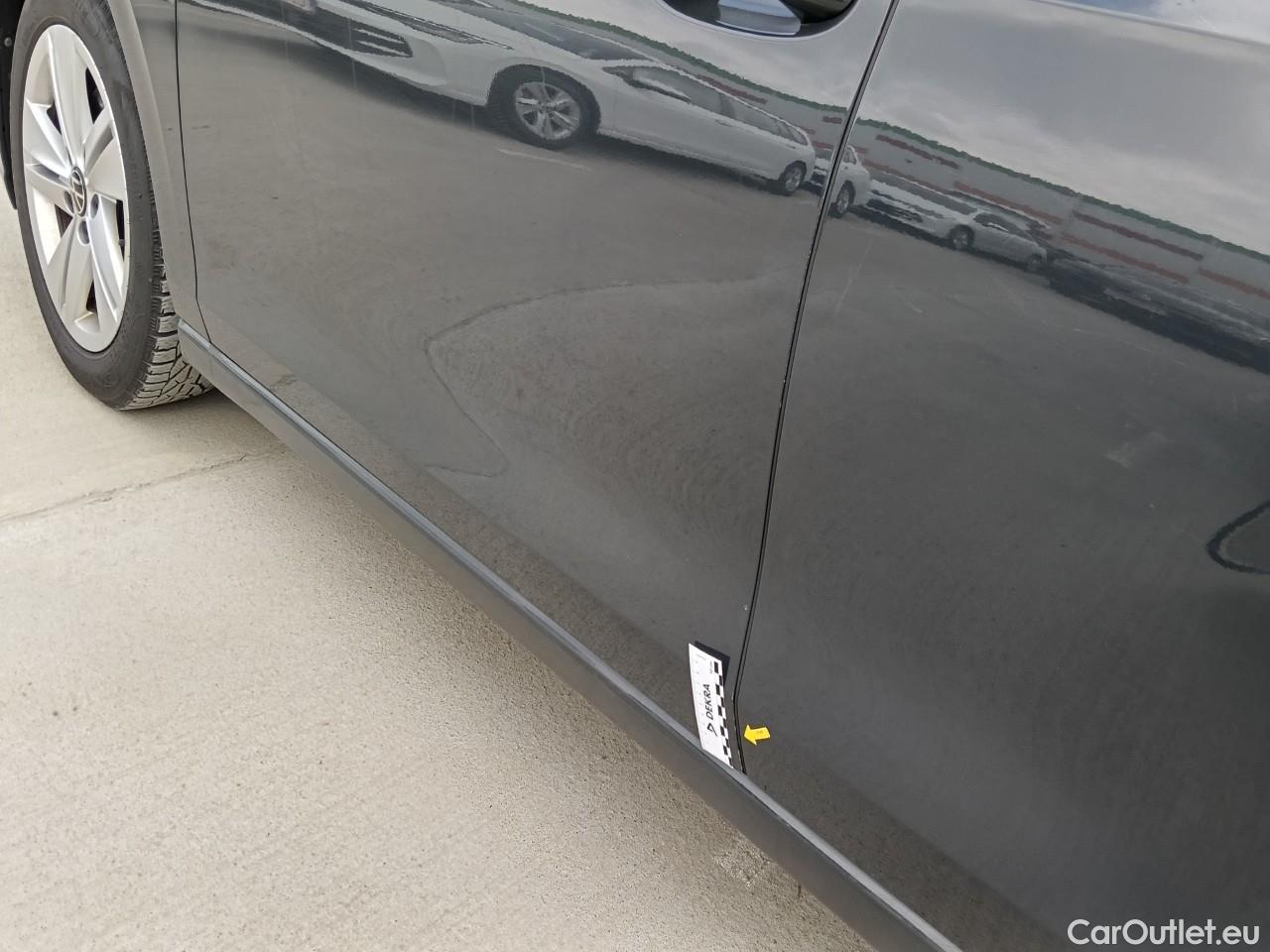  Volkswagen  Golf  Life 1.0 TSI #6