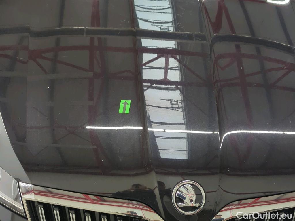  Skoda  Superb 2.0 TDI 200CP Style Combi DSG 4x4 #3