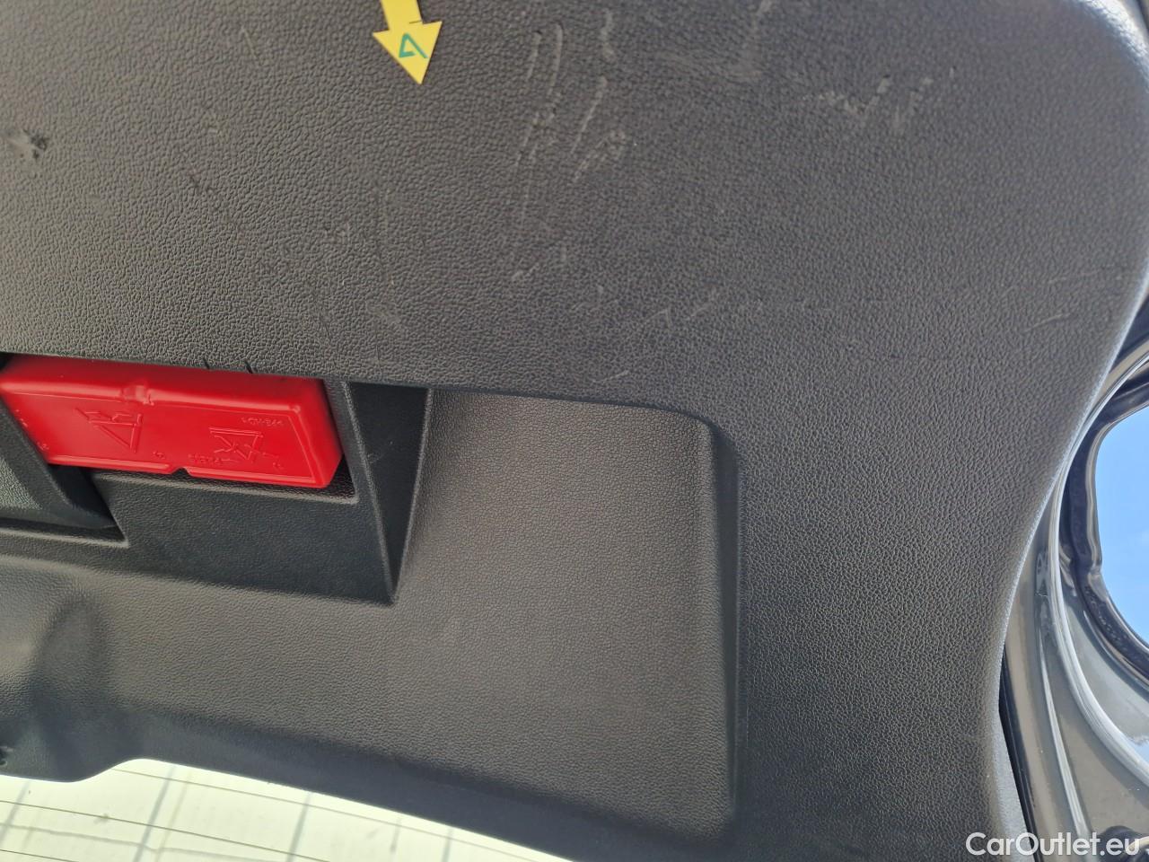  Volkswagen  Polo 1.0 80CP Trendline #54