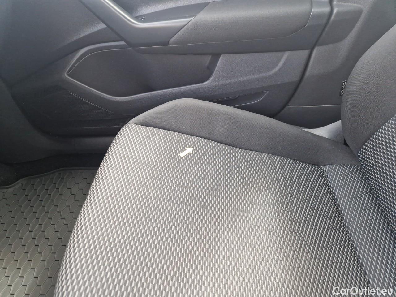  Volkswagen  Polo 1.0 80CP Trendline #40