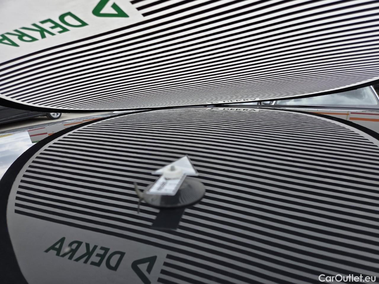  Volkswagen  Golf  Life 1.0 TSI #55