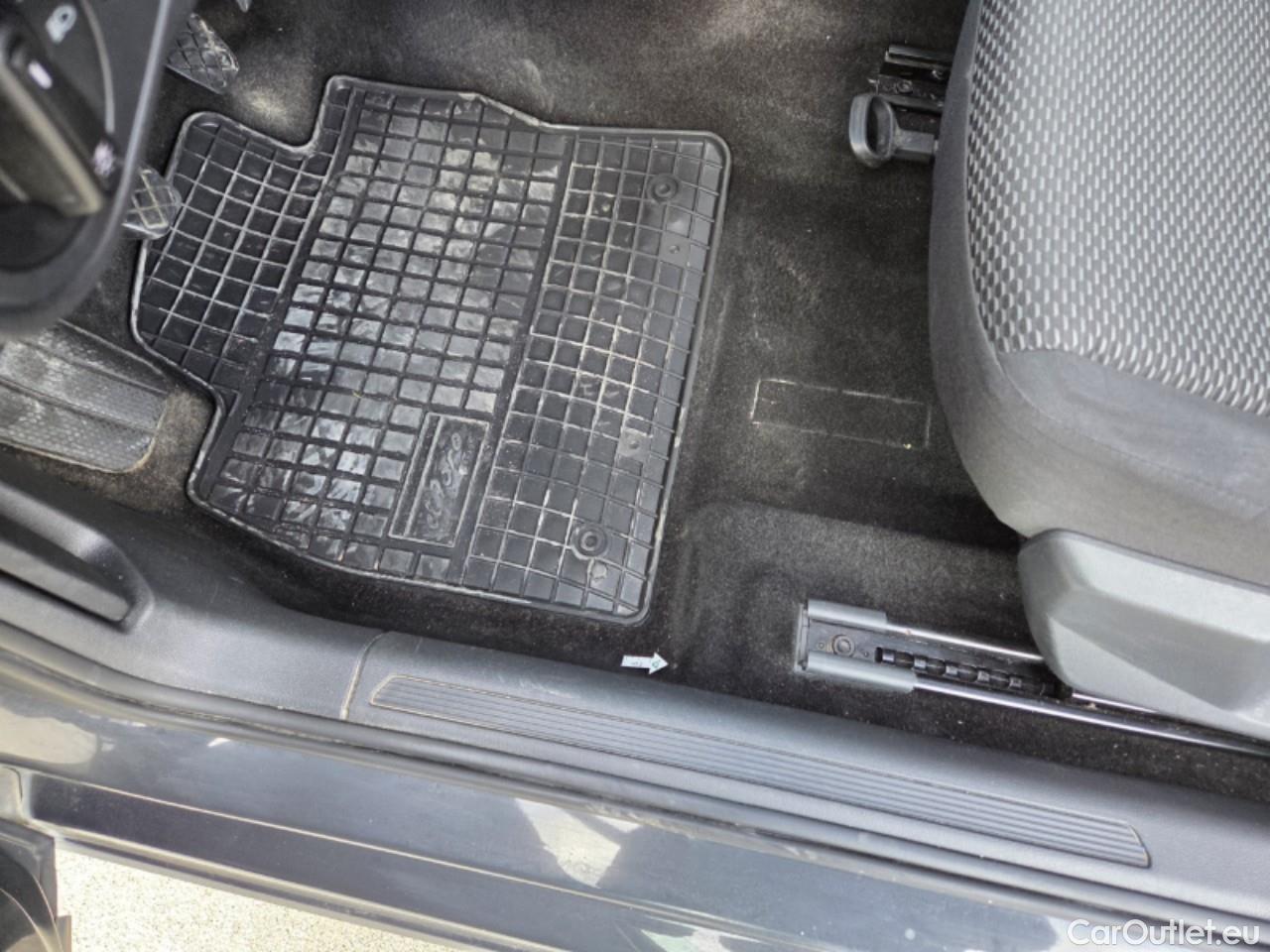  Volkswagen  Polo 1.0 80CP Trendline #39