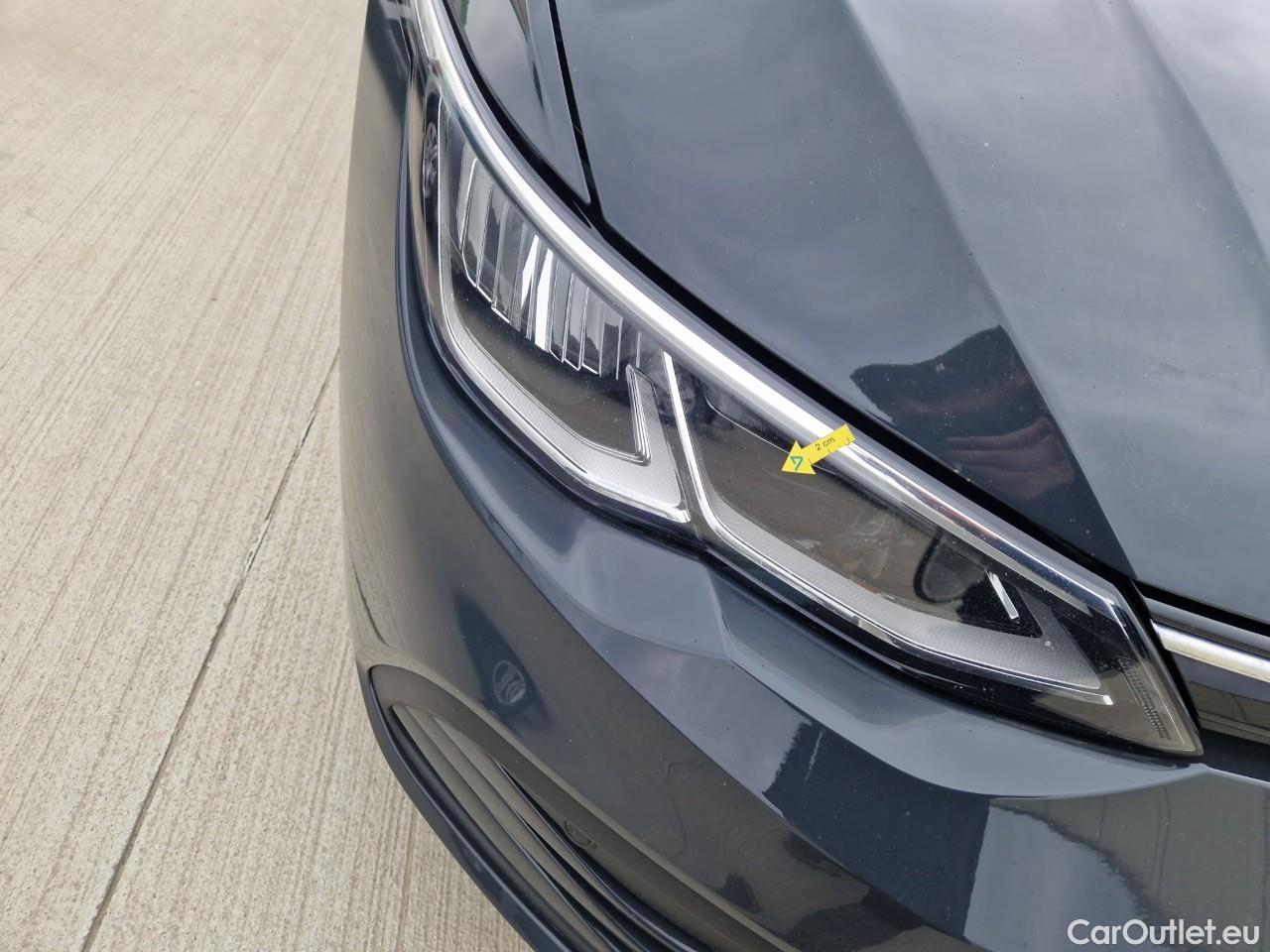  Volkswagen  Golf  Life 1.0 TSI #10