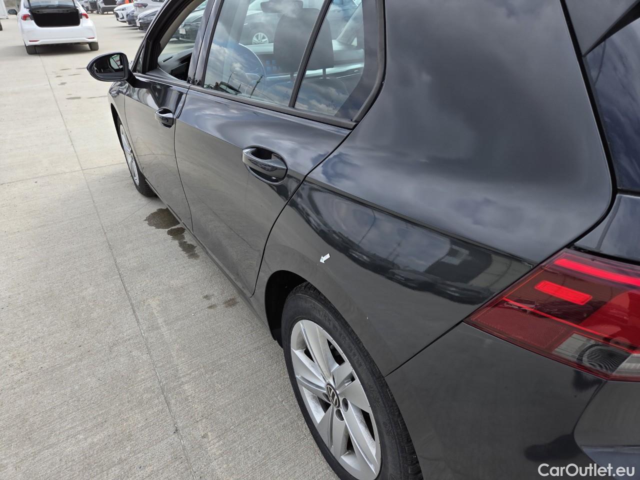  Volkswagen  Golf  Life 1.0 TSI #50