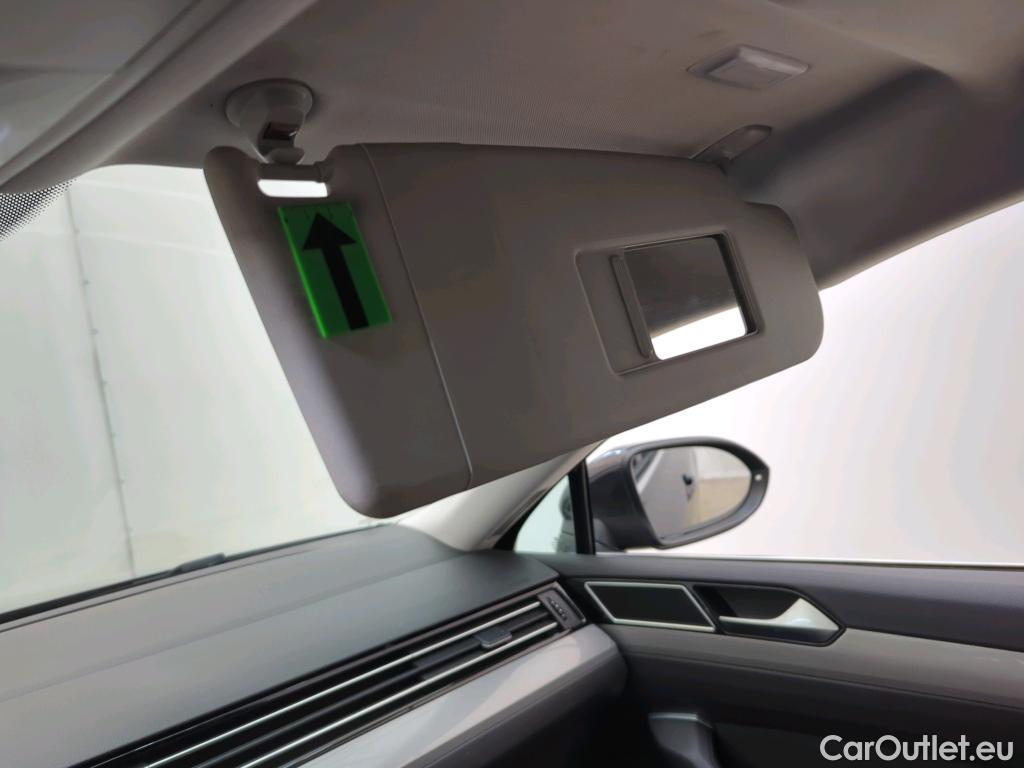  Volkswagen  Passat Comfortline 2.0 TDI DSG 150 CP #5