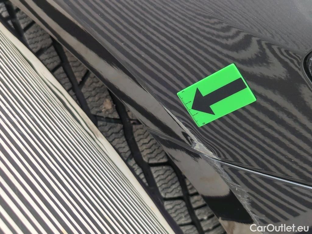  Volkswagen  Passat Comfortline 2.0 TDI DSG 150 CP #9