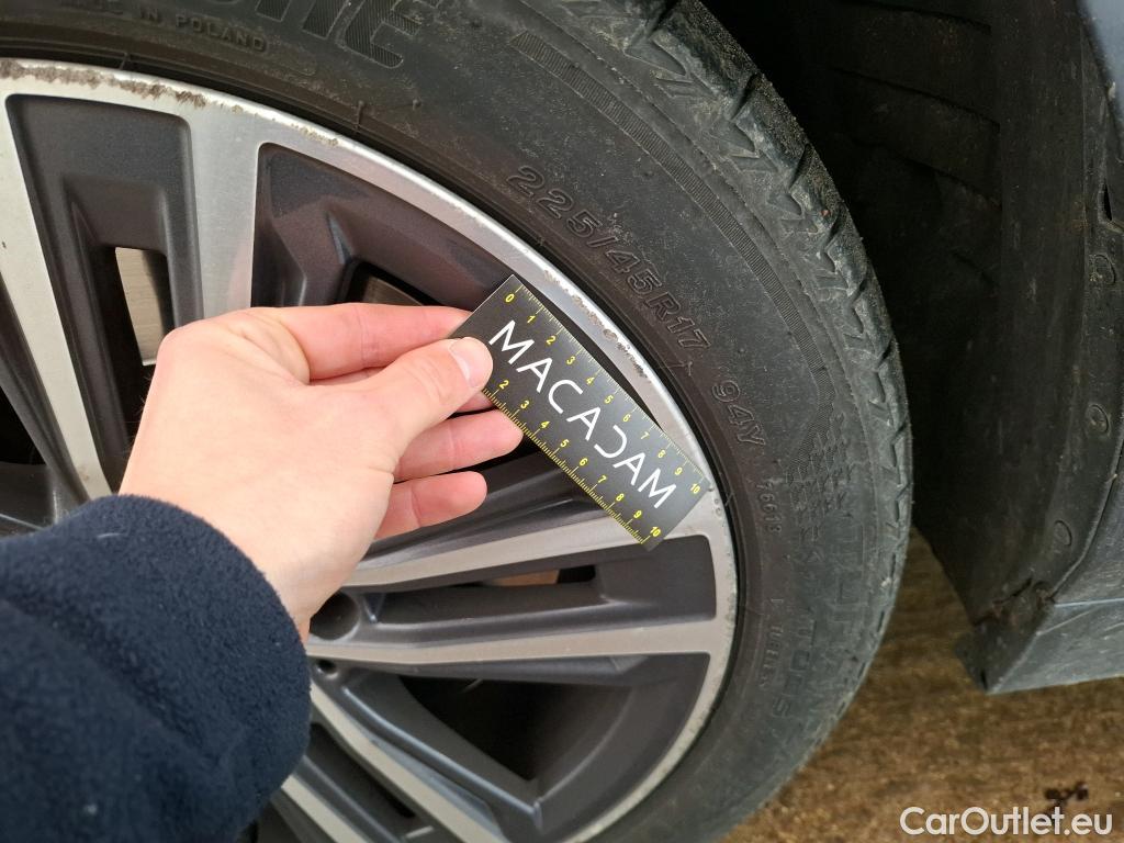  Bmw  Serie 1 Série 1 Berline 120 d xDrive Edition Sport 2.0 190CV BVA8 E6d #17