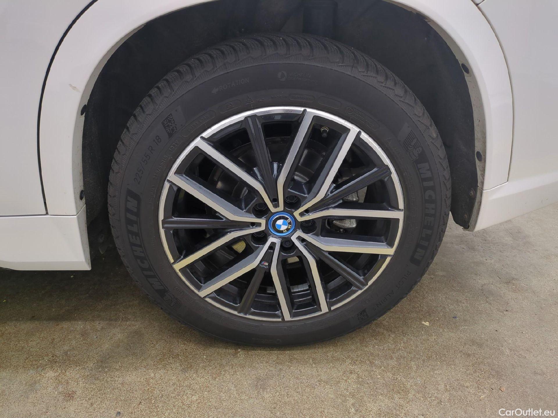  Bmw  X1 BMW  / 2022 / 5P / SUV xDrive25e M Sport DKG7 #4