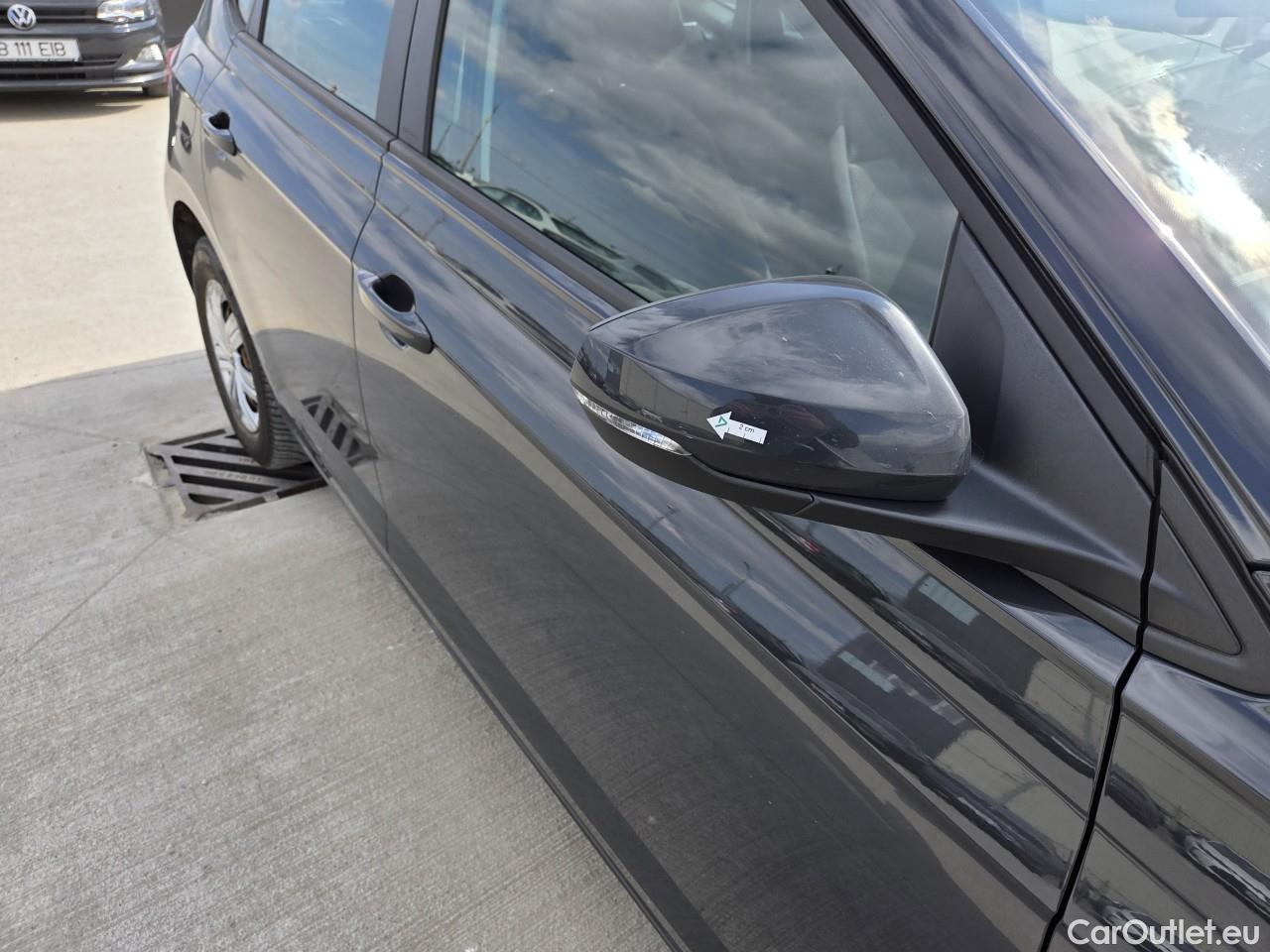  Volkswagen  Polo 1.0 80CP Trendline #21