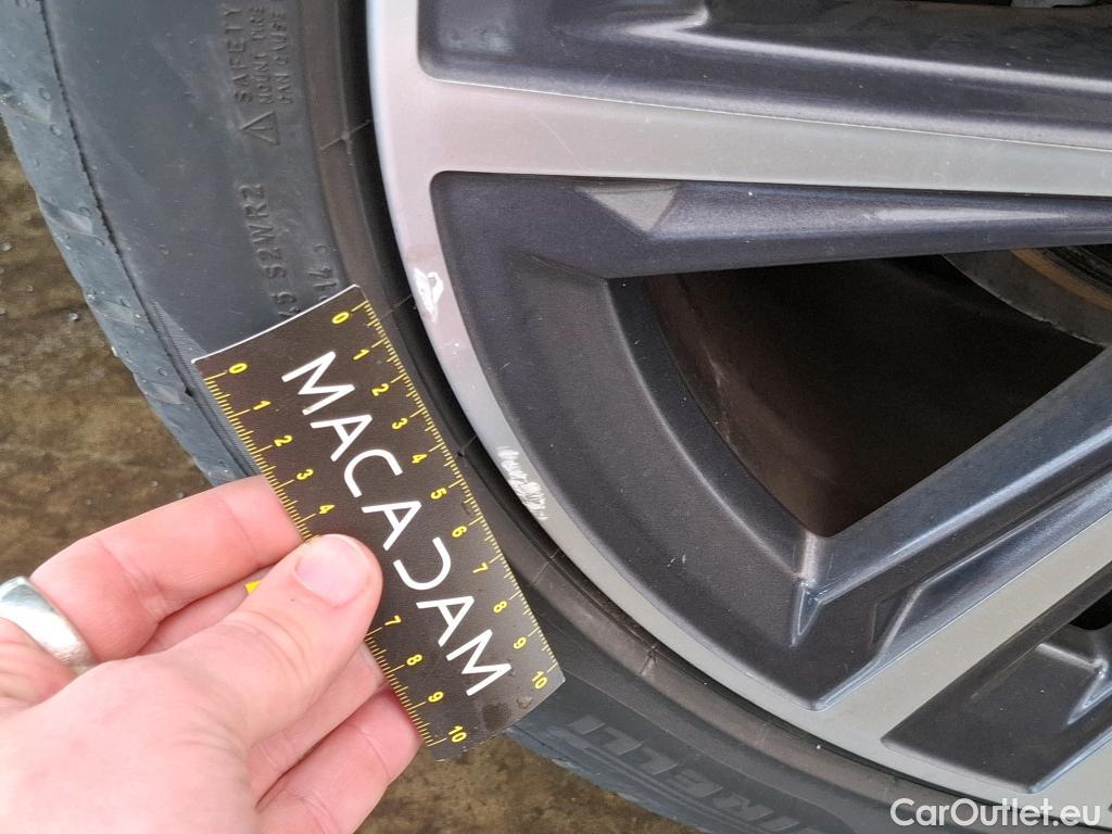  Bmw  Serie 1 BMW Série 1 / 2019 / 5P / Berline 116i Business Design #14