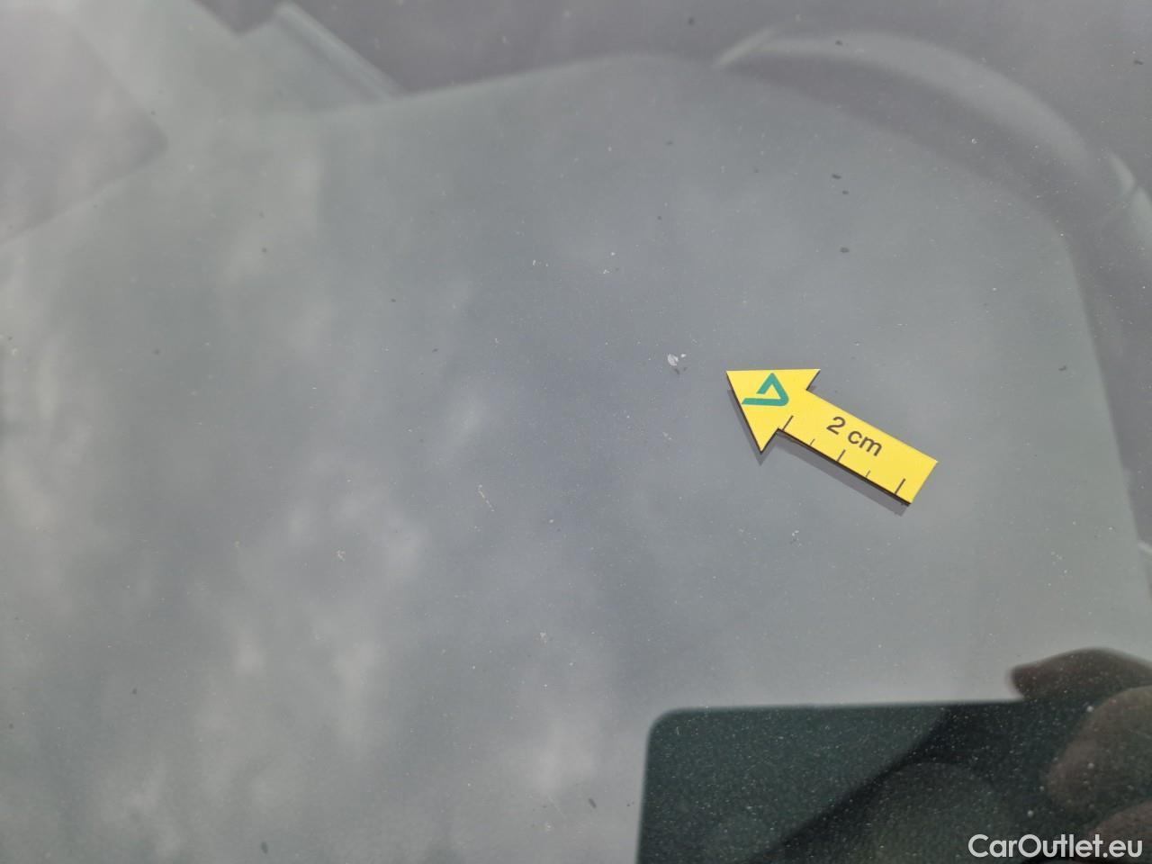  Volkswagen  Golf  Life 1.0 TSI #13