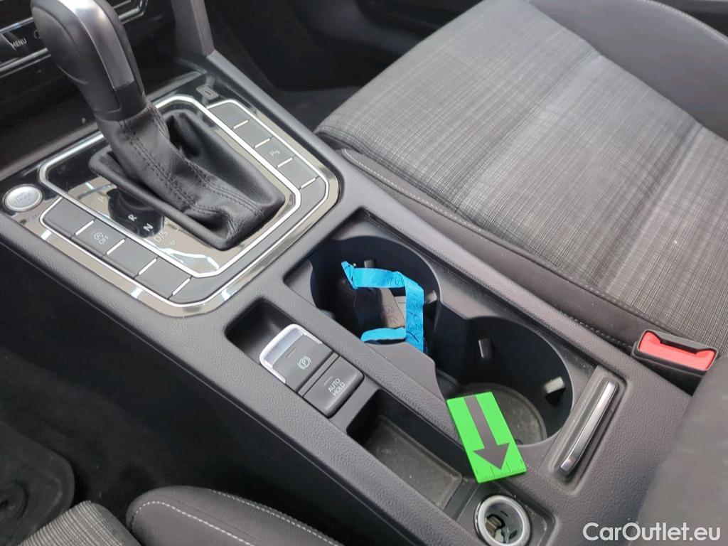  Volkswagen  Passat Comfortline 2.0 TDI DSG 150 CP #14