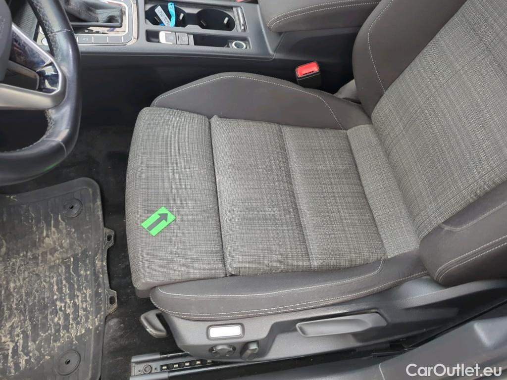  Volkswagen  Passat Comfortline 2.0 TDI DSG 150 CP #16